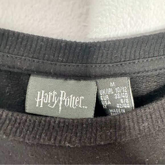 Harry Potter Slytherin black sweatshirt size medium - Picture 5 of 6